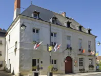 Logis Hôtel le Puits Doré Hôtels à : Richelieu