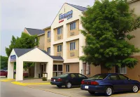 Comfort Inn & Suites Waterloo - Cedar Falls Hotel di Waterloo