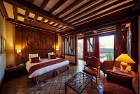 Relais Bernard Loiseau Hotel a 