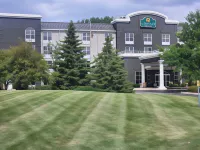La Quinta Inn & Suites by Wyndham Milwaukee SW New Berlin Hoteles en Franklin