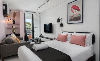 The Flamingo Apartments