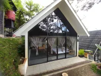 Villa Anjasmoro Hotels in Wonosalam