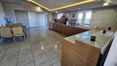Pointbreak Otel