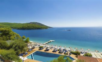 Adrina Beach Hotel