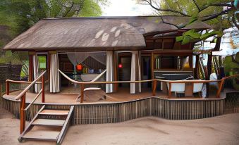 Sindabezi Island Camp