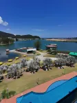 Peaceful 1-Bedroom Unit at Marina Island by JoMy Homestay - Ocean View