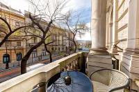 Adagio Hostel Basilica