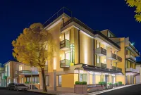 Hotel Montebello - 3-Star