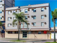 Hotel Expressinho Aeroporto Hotels near Square Fernando Ferrari (Club Of 40)