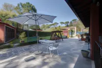 Antico Platano Hotels near Antiquarioroma