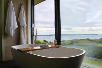 Waiheke Island Motel Hotels in Beachlands