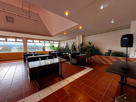 Casa Buena Hotel Отели в г. Кесальтенанго