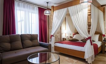 Polyana Hotel