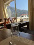 Tapovan New Residency - 5 Minutes Walk to Laxman Jhula - Desayuno