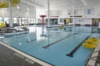 Super 8 by Wyndham Swan River MB