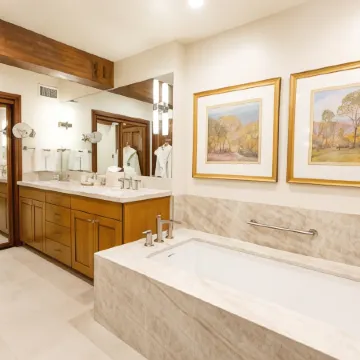 Deluxe King Room with Fireplace Hotel Room