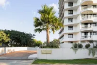 Kirribilli Apartments Hotels in New Farm