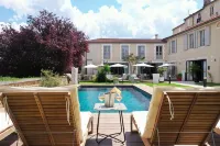 Hotel le Saint Gelais - Pools