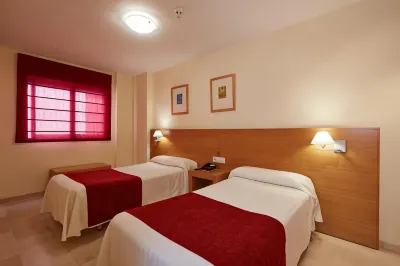 Aparthotel Milord's Suites Отели рядом с достопримечательностью «Смотровая площадка»