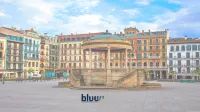 Blu Hotel Pamplona فنادق في Noain