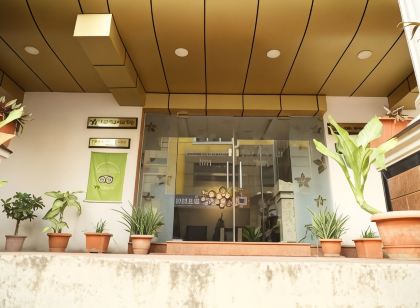Taz Kamar Family Hotel
