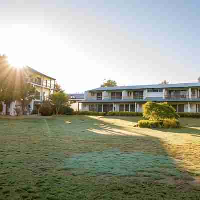 Yarrawonga Mulwala Golf Club Resort Hotel Exterior