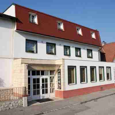 Hotel Zachs Hotel Exterior