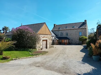 Le Manoir de Kérofil Hotels in Saint-Thégonnec