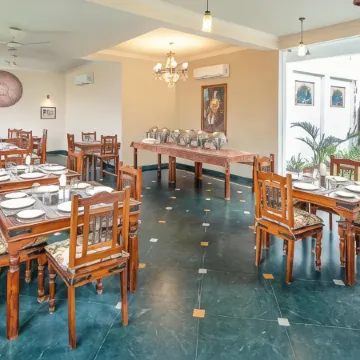 Hotel Rajasthan Palace Jalpur Отели рядом с достопримечательностью «Торговый центр Pink Square Mall»