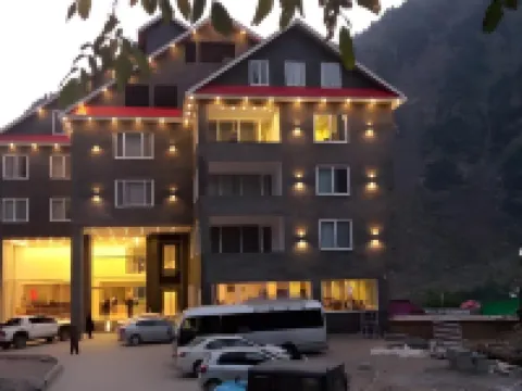 Naran Creek Hotels in Naran