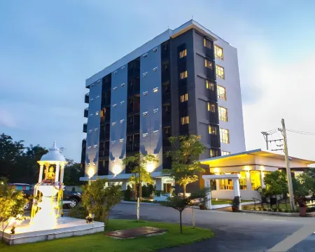 The Zenery Hotel Hotels in Lampang