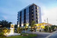 The Zenery Hotel Hotels near Wat Chedi Sao Lang