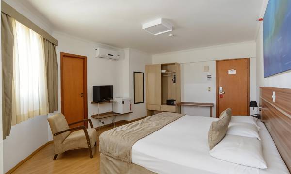Faro Hotel São José Dos Campos