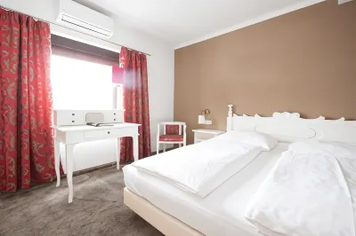 Boutiquehotel Goldhahn Bio Sport & Wellness Hotels near Aalbaeumle Aussichtsturm