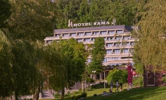 Postojna Cave Hotel Jama