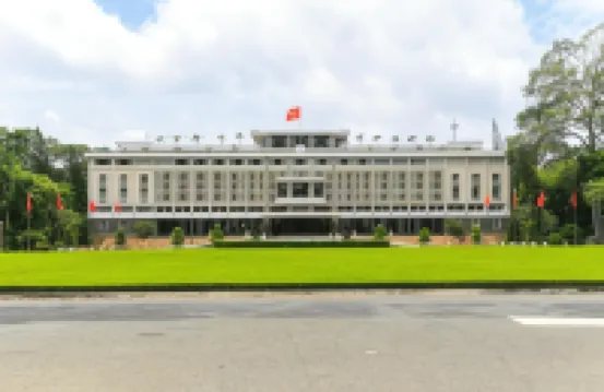 SaiGon CoZy Hotel "241 Pham Ngu Lao Street'' โรงแรมใกล้ถนนฟามงูเหลา