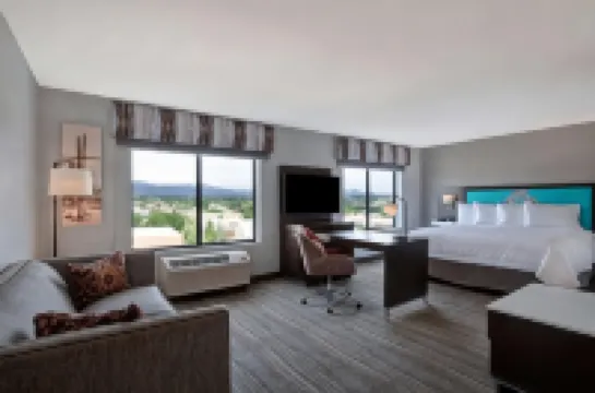 Hampton Inn Santa Fe South