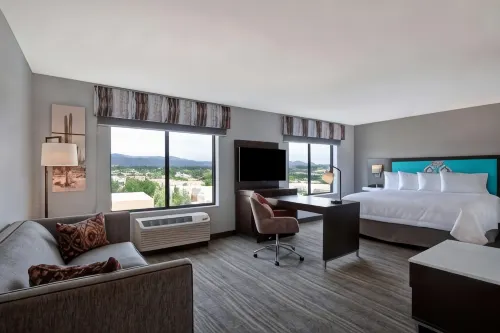 Hampton Inn Santa Fe South