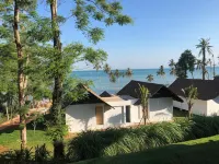 Little Moon Villa Отели в г. Остров  Мак