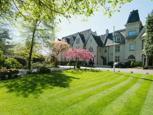 Glen-Yr-Afon House Hotel