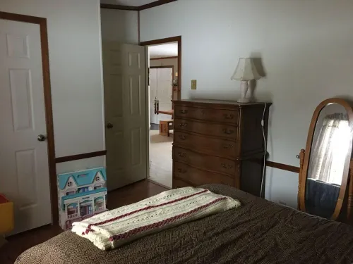 Jones Oaks: rural, private, kid friendly, near D&H Rail Trail, Elk Mtn Hotels in Ararat Township