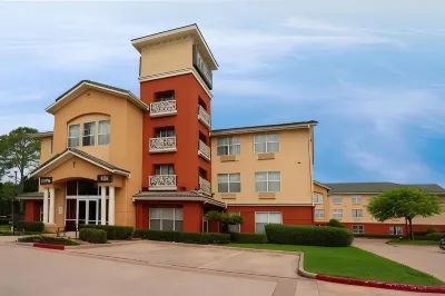 Lonestar Suites