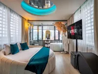 MIDAS HOTEL Hoteles cerca de Distrito 10