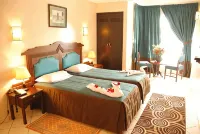 New Farah Hotel