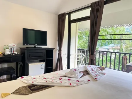 Chang Cliff Resort