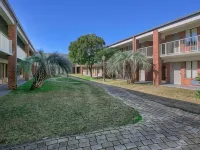 Days Inn by Wyndham Mobile I-65 Hotéis em Mobile