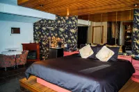 Auberge Godard Hotels near Mont Tremblant International Airport