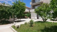 Affabilis VIP House