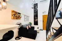 2 Beds Spacious Centrally Located Loft Apartment Hotels in Naga