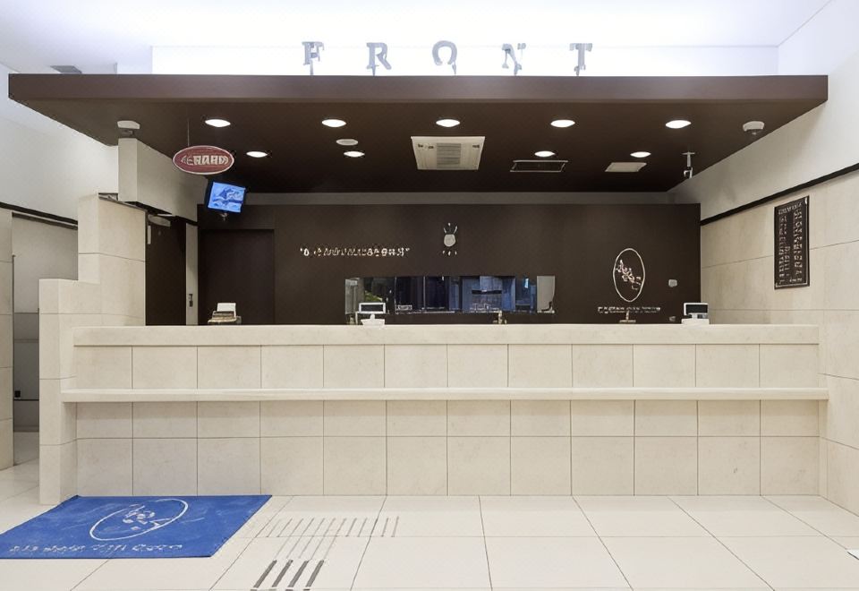 토요코 인 JR 와카야마-에키 히가시-구치 1